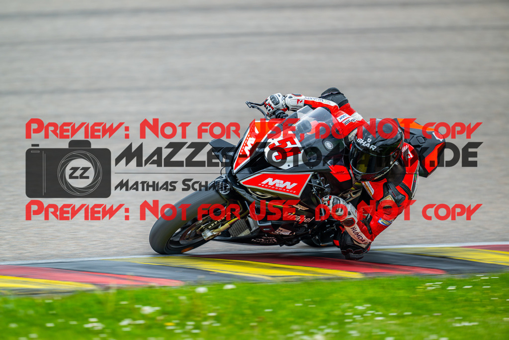 MaZZes_FotoMatrix_240504_6007705_3792 | STK1000