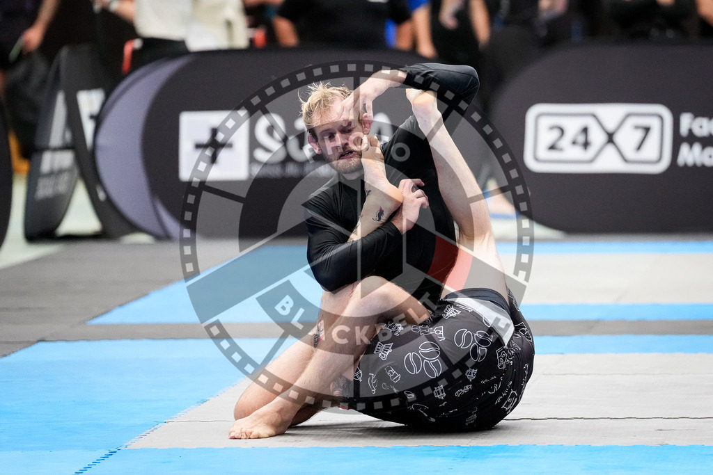 20250920PBB5840 | Athletes compete during the AJP Tour Hamburg International Jiu-Jitsu Championship, on September 20, 2025 in Hamburg, Germany. © Chiara Dazi / photoblackbelt