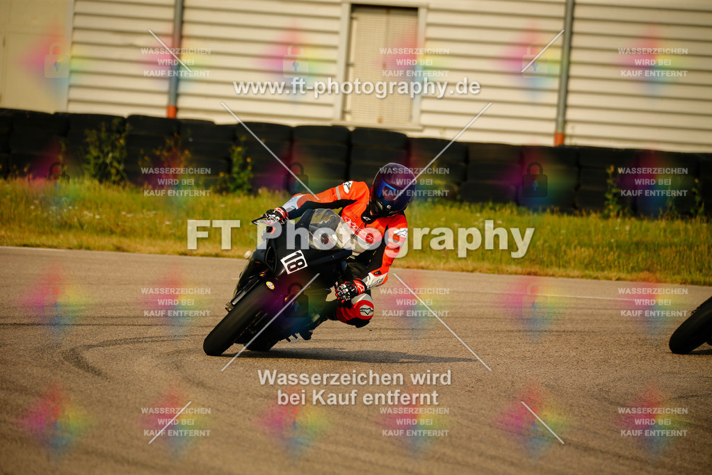 _MOT5124 | Hier findet Ihr Bilder von Touristenfahrten auf der Nürburgring Nordschleife oder von anderen Veranstaltungen die ich besucht habe. Viel Spass beim Durch Schauen 