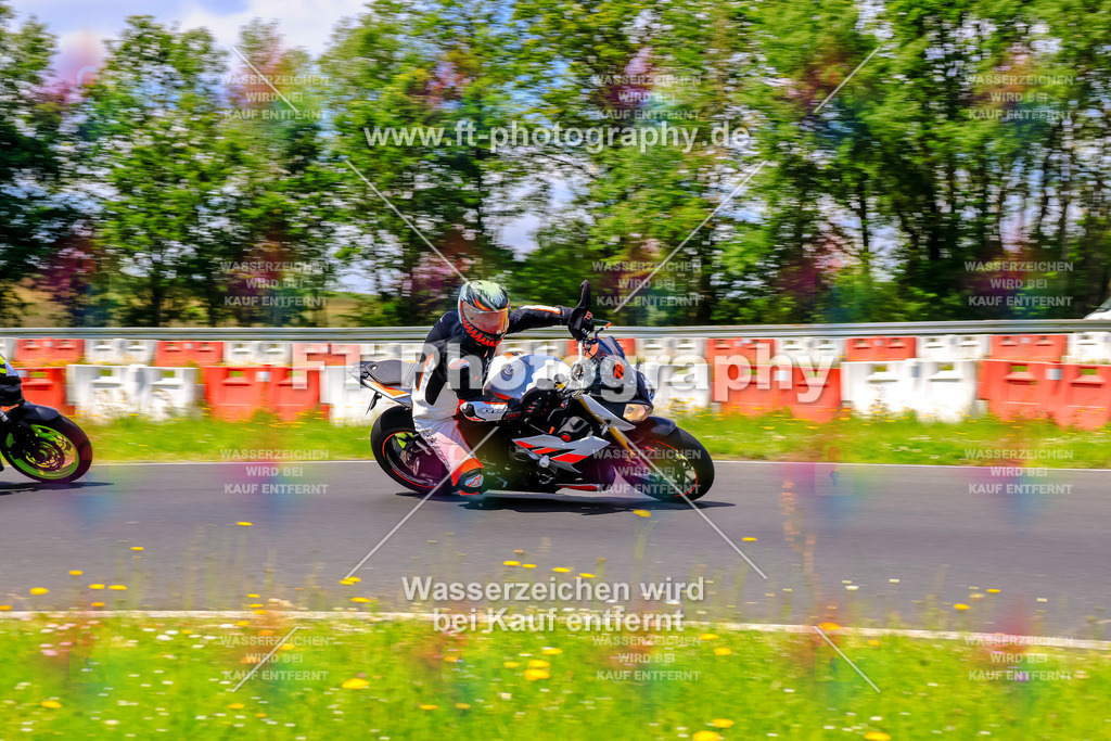VBK-7998 | Hier findet Ihr Bilder von Touristenfahrten auf der Nürburgring Nordschleife oder von anderen Veranstaltungen die ich besucht habe. Viel Spass beim Durch Schauen 