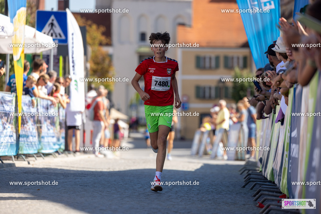 VJ__3579 | Stadtlauf Erding 2025 #stadtlauferding #erdingstadtlauf #stadtlauf_erding #laufmotivation #trisporterding #yourpictrs #sportshot_your_pictrs