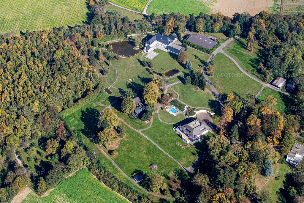 Luftbild: Grötzingen, Schmieder-Anwesen am Rittnerthof im Ortsteil Durlach in Karlsruhe im Bundesland Baden-Württemberg in Deutschland. Foto: IMG_8593.jpg vom 14.10.2007 durch Werner Riehm/FLY-FOTO.de