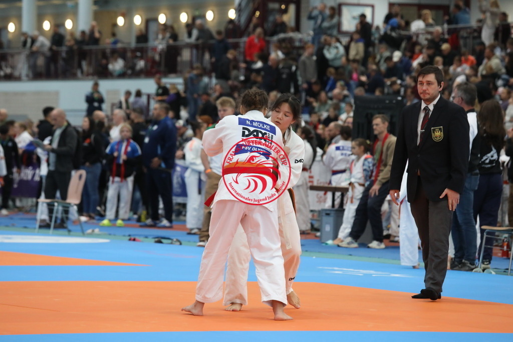 1J7A1620 | Fotos vom Adler Cup - Pictures from Adler Cup

Hier findet Ihr alle Eindrücke und großen Momente der Adler Cup Wochenenden. Here you will find all impressions and great moments of the Adler Cup weekends. - Realisiert mit Pictrs.com