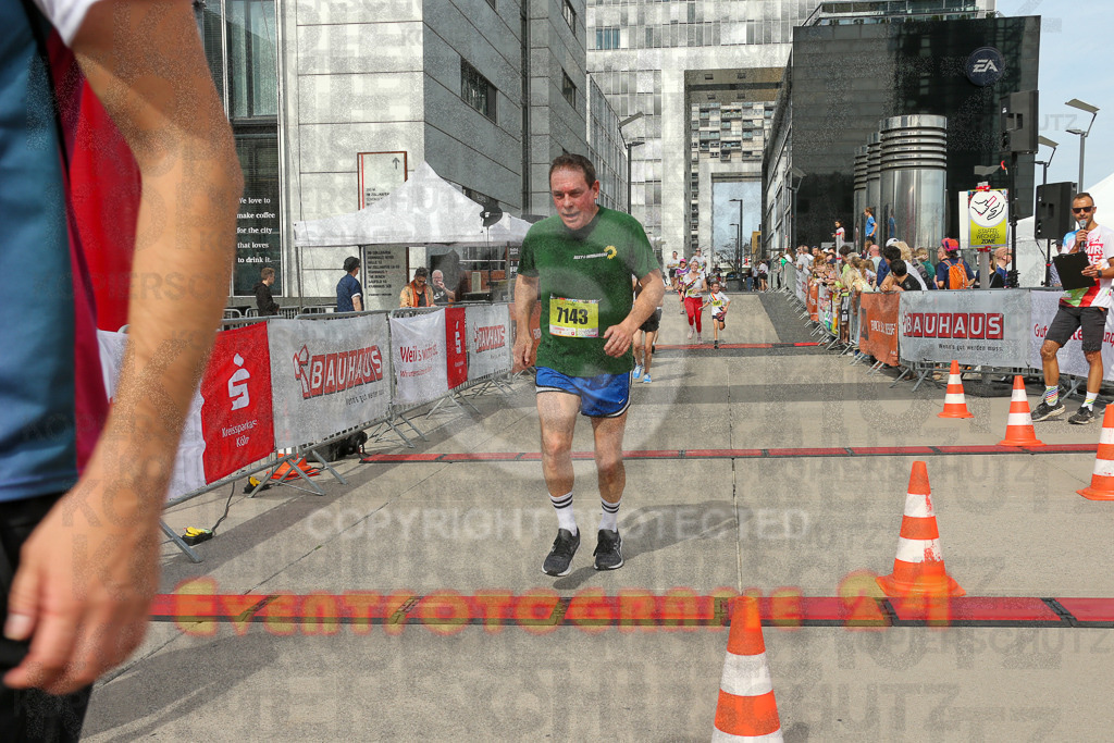 250920_1330_EX1_5104 | Sportfotografie im Rhein-Sieg Kreis, Köln, Bonn, NRW, Rheinland Pfalz, Hessen, etc. Unser Tätigkeitsfeld umfasst den Laufsport vom Volkslauf über den Marathon, Duathlon, Triathon bis zum Ultralauf wie Kölnpfad Ultra oder Schindertrail.