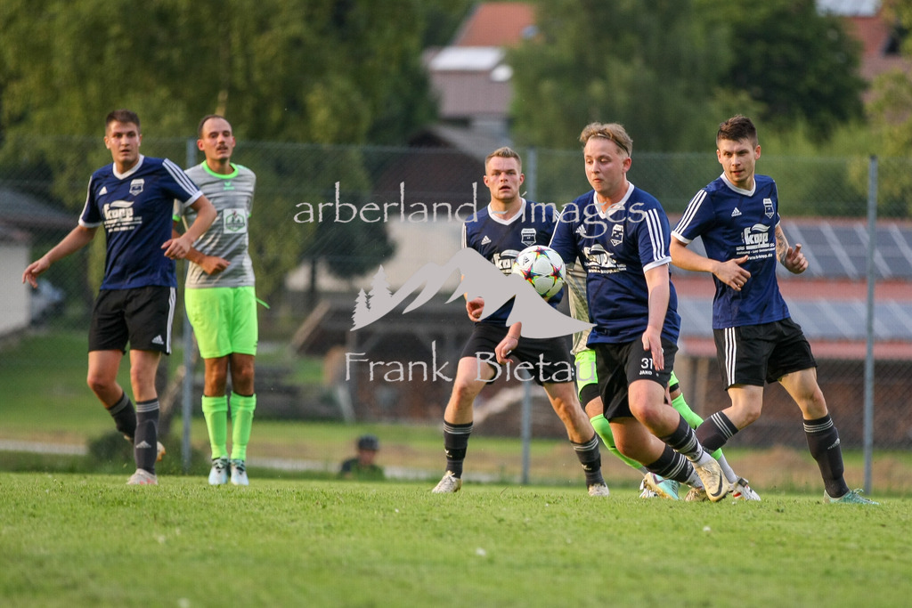 993T1662 | Medien- Sport- Entertainmentfotos