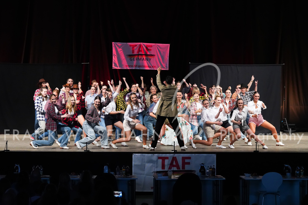 FW700687 | FRANK WIESEHAHN MEDIA - Realisiert mit Pictrs.com