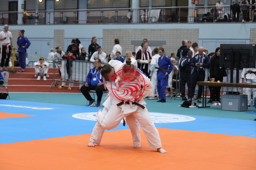 1J7A3519 | Fotos vom Adler Cup - Pictures from Adler Cup

Hier findet Ihr alle Eindrücke und großen Momente der Adler Cup Wochenenden. Here you will find all impressions and great moments of the Adler Cup weekends. - Realisiert mit Pictrs.com