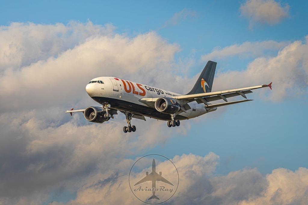 20260914-_87A9018-final | Browse breathtaking aviation photography and order high-quality prints from AviatoRay's gallery. Perfect for enthusiasts and collectors. - Realisiert mit Pictrs.com