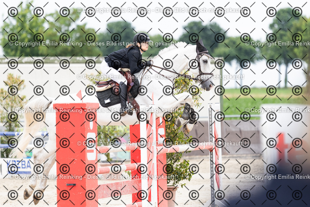 CL5A2310 | Emilia Reinking Fotografie - Realisiert mit Pictrs.com