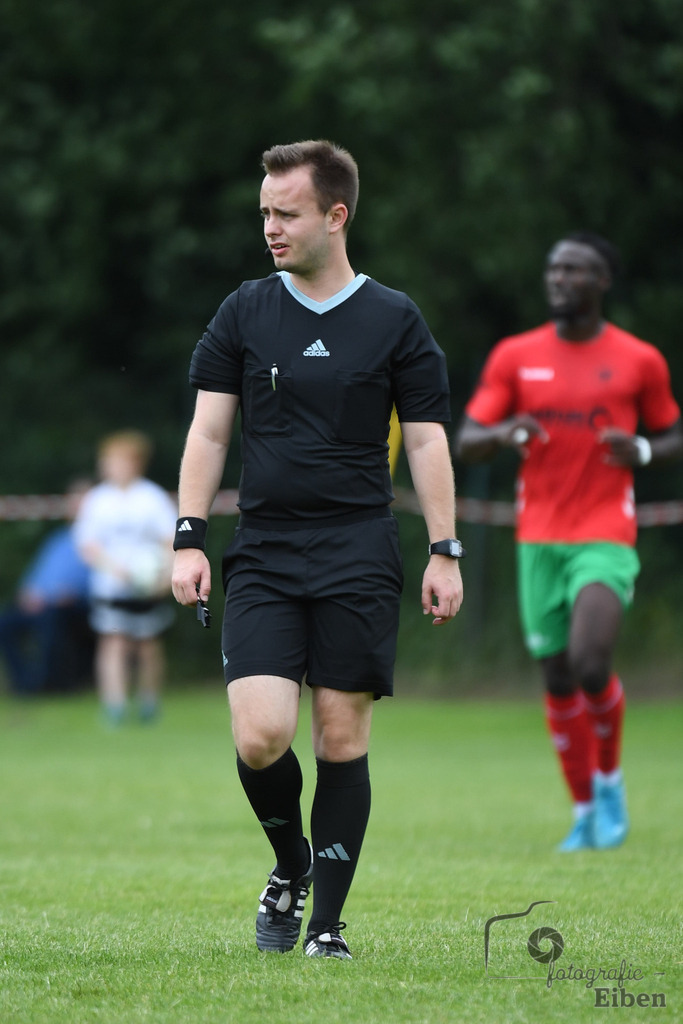 Sport-Duwe Cup | Sport-Duwe Cup Oldenburg; TuS Eversten (mint)-VFL Oldenburg (rot) am 05.07.2025 in Oldenburg (Sportanlage TuS Eversten), Photo: Philip Eiben 2025 - Realisiert mit Pictrs.com