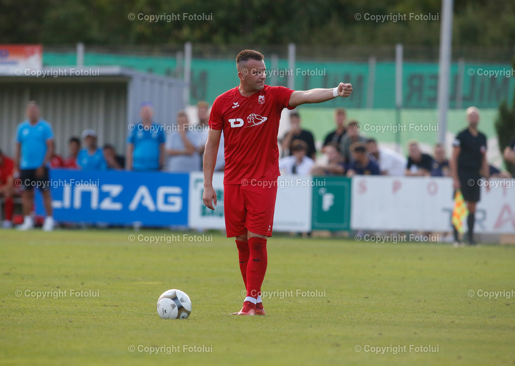 A_LUI_170824_0015 | SPORT FUSSBALL REGIONALLIGA MITTE  ASKOE OEDT -UVB VOECKLAMARKT  17.08.2024  IM BILD: NENAD VIDACKOVIC  (OEDT) ) FOTO:  FOTOLUI
