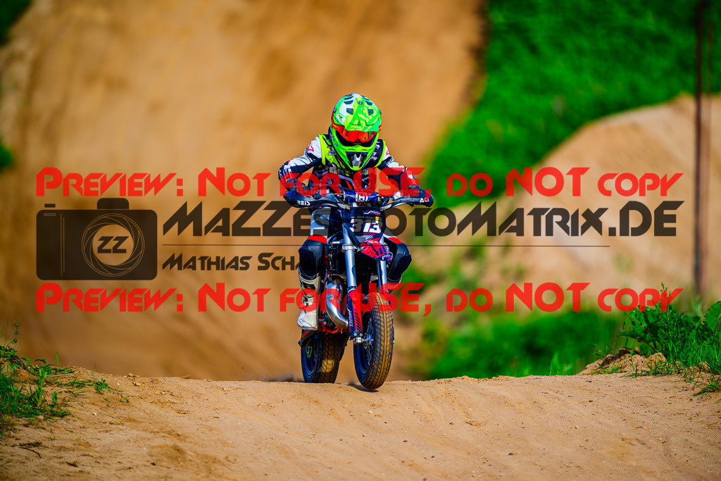 MaZZes_FotoMatrix_240511_6007705_9275 | ROOKIES