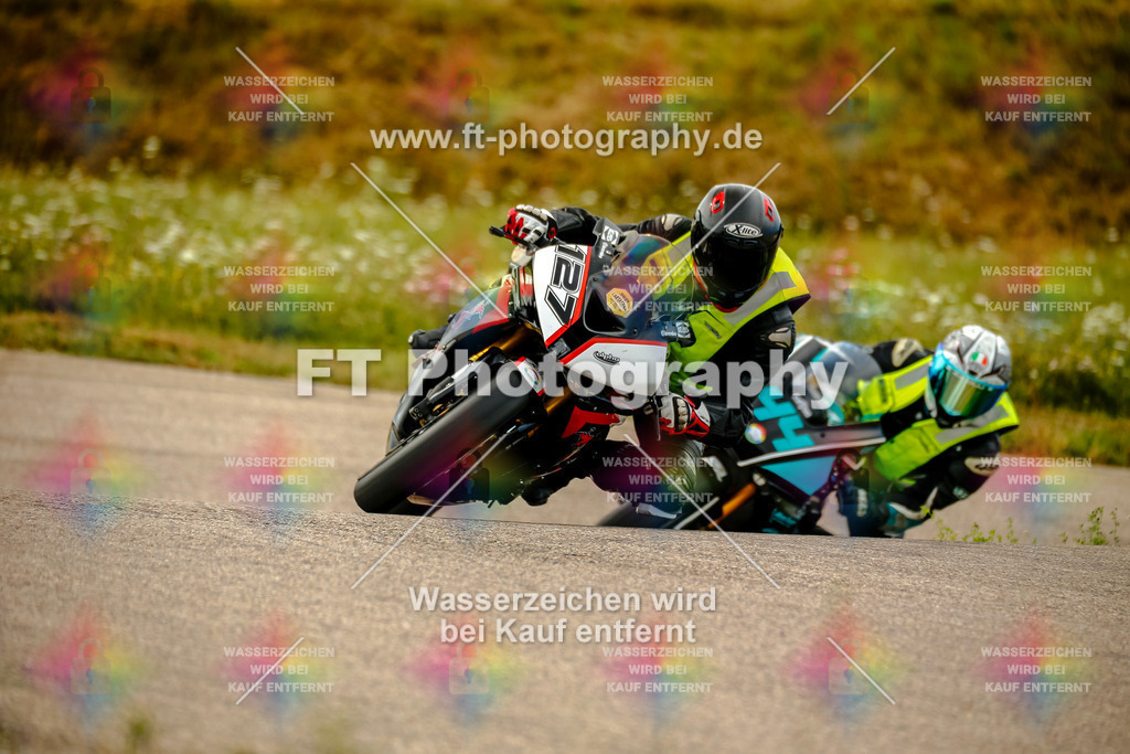 Chambley Juli-0749 | Hier findet Ihr Bilder von Touristenfahrten auf der Nürburgring Nordschleife oder von anderen Veranstaltungen die ich besucht habe. Viel Spass beim Durch Schauen 