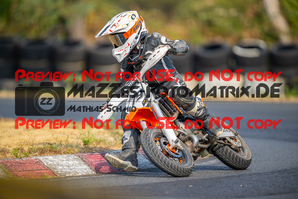 MaZZes-Fotomatrix-20260816-617054 | ROOKIES