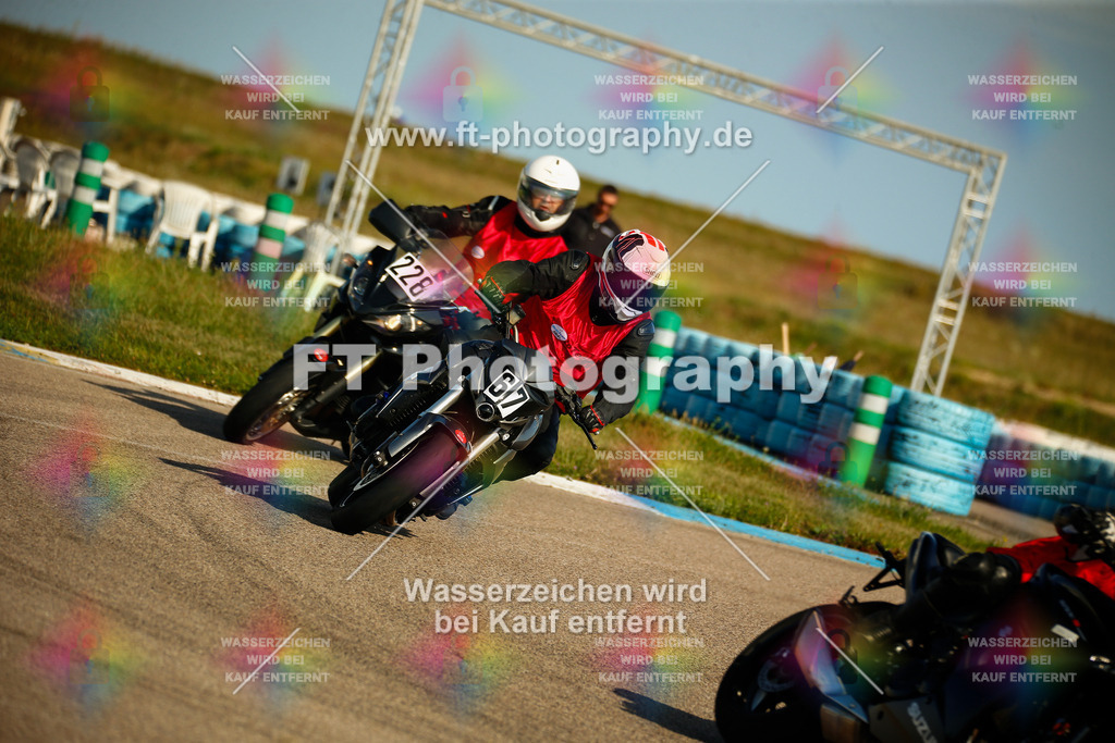 _MOT5582 | Hier findet Ihr Bilder von Touristenfahrten auf der Nürburgring Nordschleife oder von anderen Veranstaltungen die ich besucht habe. Viel Spass beim Durch Schauen 