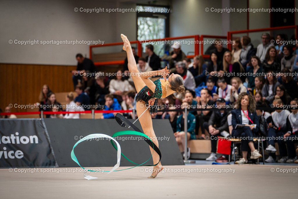 Z7A_3391 | HUN Berta Julia Nemeth Gymnastik International 2026 in der Sporthalle Schmiden in Fellbach (Deutschland).Foto: Klaus Gruber / sportagenturphotography - Realisiert mit Pictrs.com