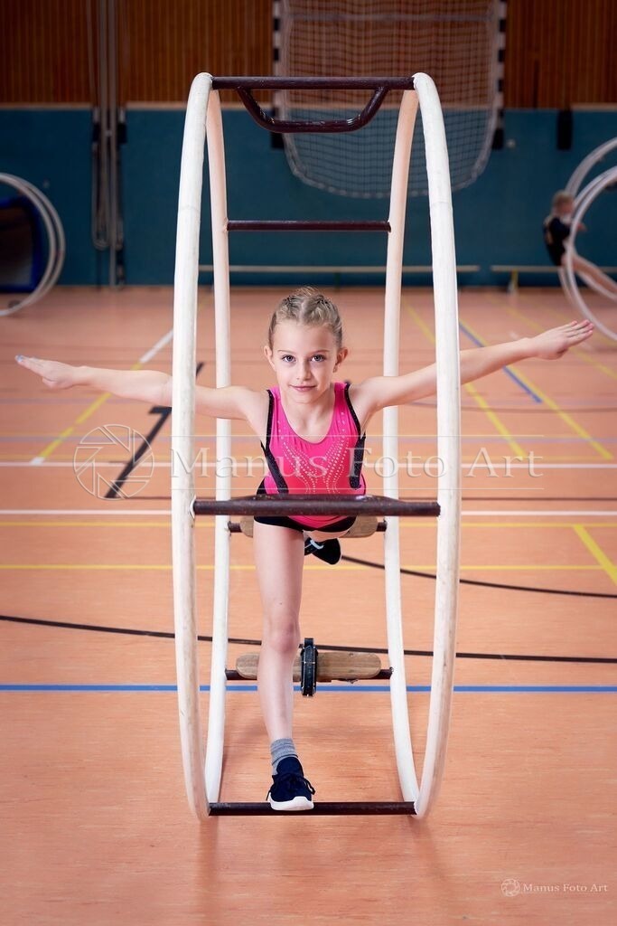 DSC00170 | Professionelle Sportfotografie in Hamburg, Schleswig-Holstein und Niedersachsen – spezialisiert auf Rhönrad, Geräteturnen, Leistungsturnen und rhythmische Sportgymnastik. Bundesweite Begleitung von Rhönrad-Events. Jetzt Sport-Fotos - Realisiert mit Pictrs.com