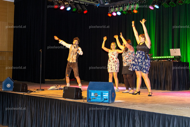 Schlager trifft Tracht | Bildershop von pixelworld.at - Realisiert mit Pictrs.com