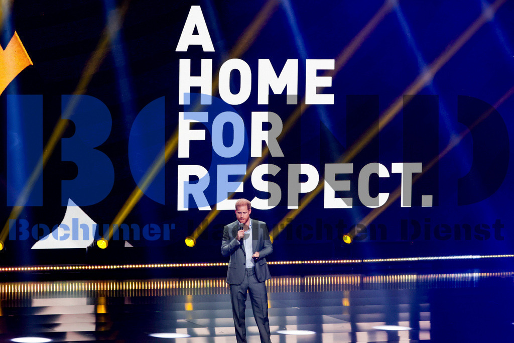  09.09.2023 - 
 | Sebastian Sendlak / Bochumer Nachrichtendienst (BOND) - Invictus Games 2023: Eroeffnungs-Zeremonie - Realisiert mit Pictrs.com