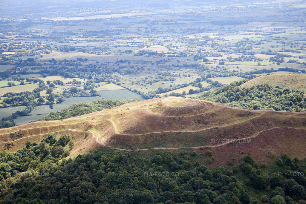Aerial view: Malvern Wells, Prehistoric Excavations in the district Durlow Common in Putley in the state England, Great Britain. – Photo: IMG_40622(39548).jpg taken on 06/10/2011 by Werner Riehm/FLY-FOTO.com – Resolution of the original: 4752 x 3168 px