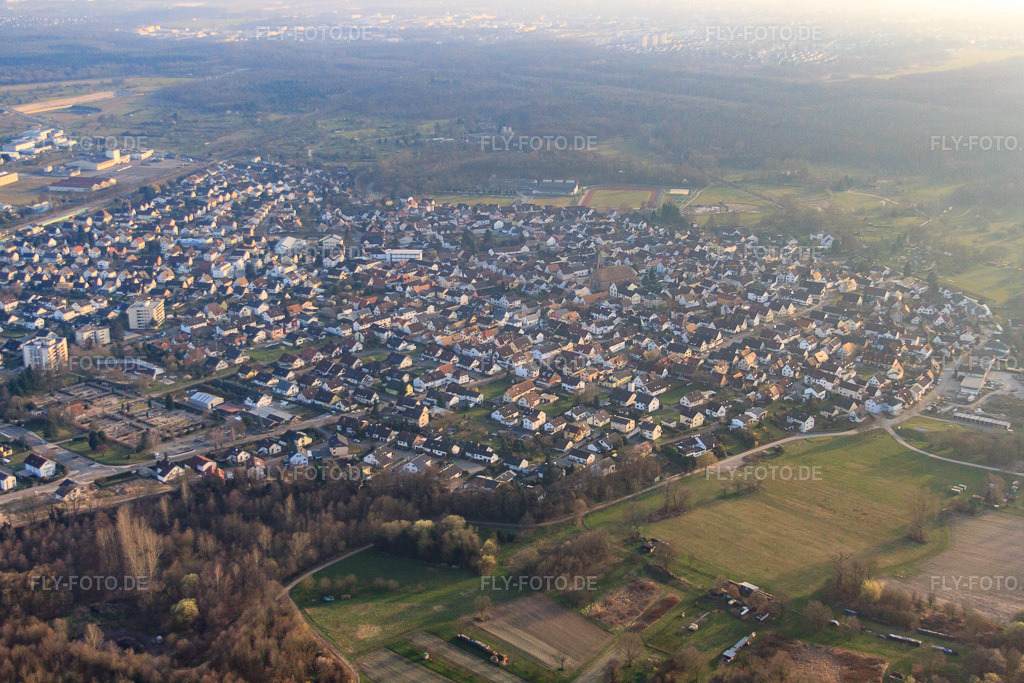 Luftbild: Mühlstr in Ötigheim im Bundesland Baden-Württemberg in Deutschland. Foto: IMG_62629.jpg vom 07.03.2014 durch Werner Riehm/FLY-FOTO.de