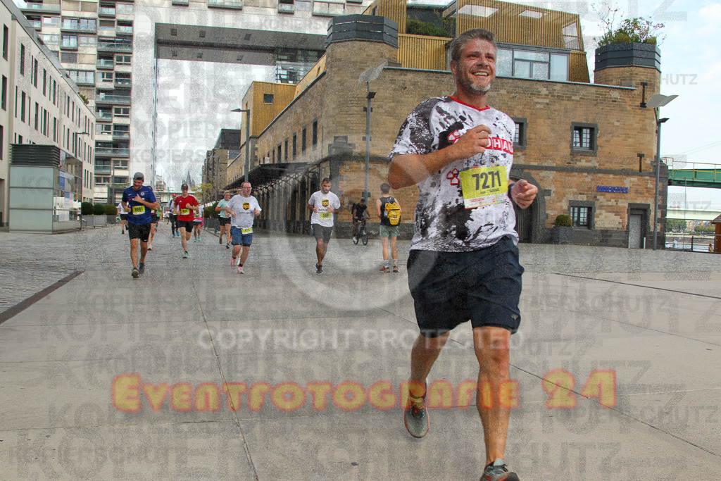 250920_1325_EV4_5509 | Sportfotografie im Rhein-Sieg Kreis, Köln, Bonn, NRW, Rheinland Pfalz, Hessen, etc. Unser Tätigkeitsfeld umfasst den Laufsport vom Volkslauf über den Marathon, Duathlon, Triathon bis zum Ultralauf wie Kölnpfad Ultra oder Schindertrail.