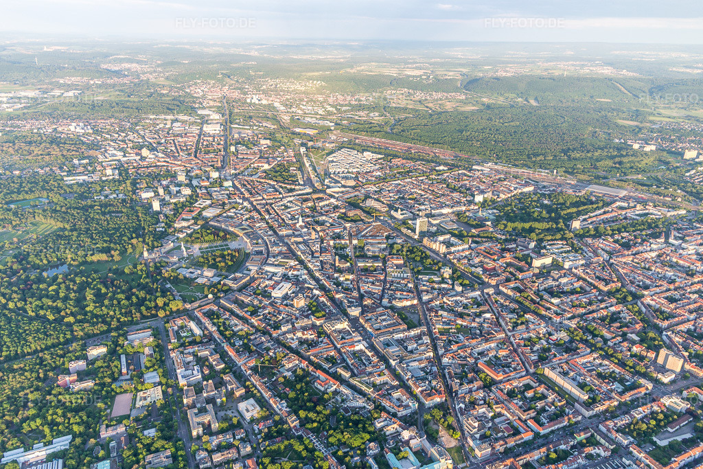 Luftbild: Sophienstr, Kaiserstraße Amalienstr im Ortsteil Innenstadt-West in Karlsruhe im Bundesland Baden-Württemberg in Deutschland. Foto: IMG_099617.jpg vom 21.05.2017 durch Werner Riehm/FLY-FOTO.de