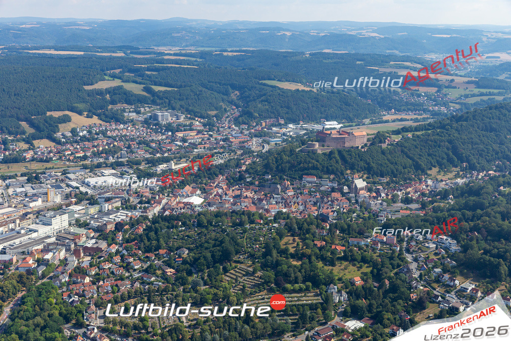 Die Luftbildaufnahme Altstadt - Kulmbach wurde 2019 mittels Flugzeug (keine Drohne) erstellt. Perfekte Schärfe und Druck- Ergebnisse- Garantiert!