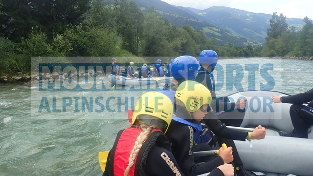 P7210057 | Bestelle die Bilder deines Berg- oder Wasser-Abenteuers mit Mountain Sports bequem von zu Hause aus direkt über unseren Online Fotoshop von pictrs.com. - Realisiert mit Pictrs.com