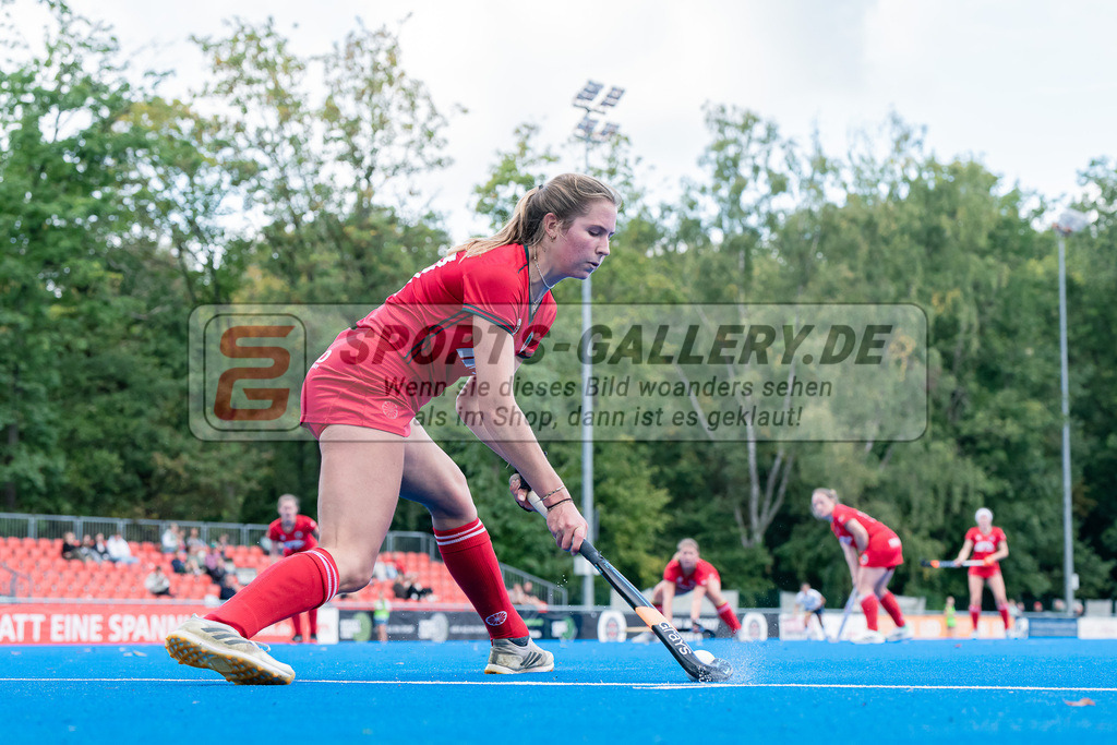 HK_20230923_902772 | 2. Bundesliga Damen Crefelder HTC - Hannover 78 am 23.9.2023 CHTC, Krefeld , Michler Nele ( Crefelder HTC #77 )