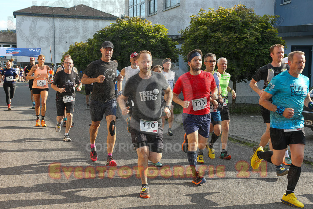 230804_1804_EX1_3643 | Sportfotografie im Rhein-Sieg Kreis, Köln, Bonn, NRW, Rheinland Pfalz, Hessen, etc. Unser Tätigkeitsfeld umfasst den Laufsport vom Volkslauf über den Marathon, Duathlon, Triathon bis zum Ultralauf wie Kölnpfad Ultra oder Schindertrail.