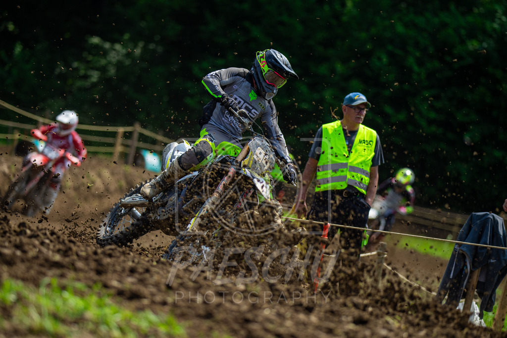 MX 2 (401) | Paeschuphoto Shop - Wer nicht sucht der auch nicht findet.Ob Motocrossbilder oder von einem besuchtem Spiel, Hauptsache Action. - Realisiert mit Pictrs.com