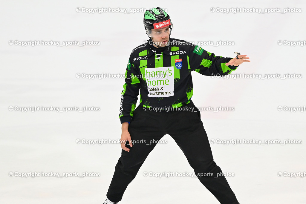 EC IDM WÄRMEPUMPEN VSV vs. EC KAC | Konc Daniel Referee, EC IDM WÄRMEPUMPEN VSV vs. EC KAC, EC IDM WÄRMEPUMPEN VSV vs. EC KAC am 02.02.2025 in Villach (Stadthalle Villach), Austria, (Photo by Bernd Stefan)