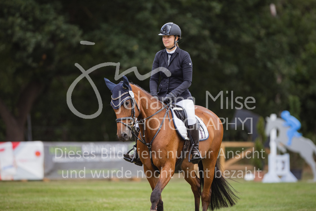 220715_LC_SprPfL1-219 | Deine schönsten Turniermomente als professionelle Fotos! Entdecke hochwertige Pferdesport-Fotografie im Online-Shop. Jetzt Fotos finden & bestellen!