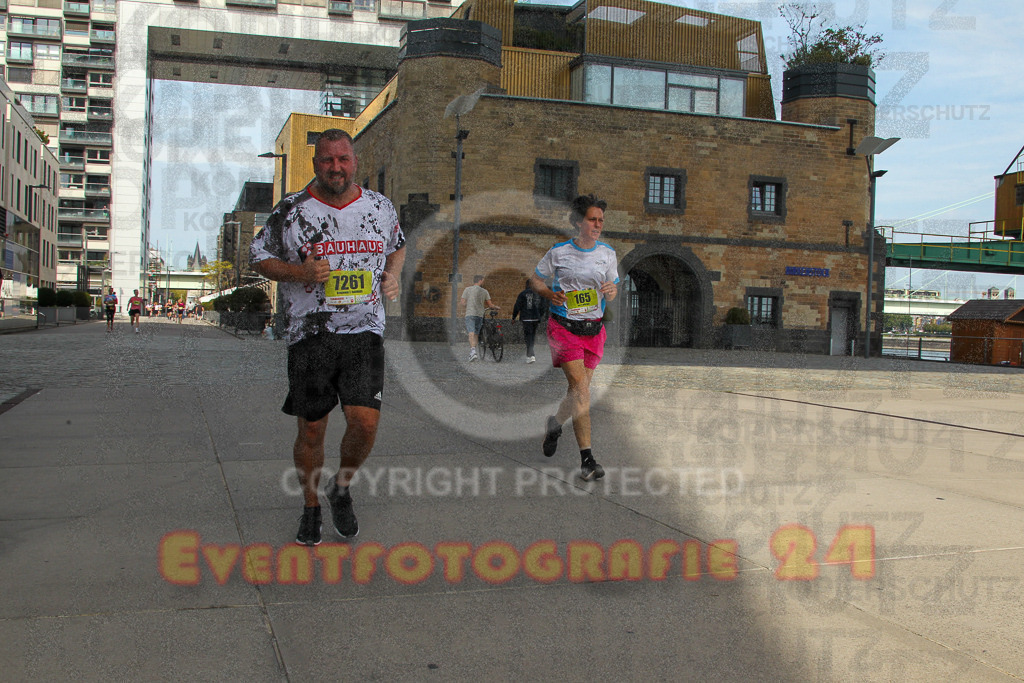 250920_1338_EV4_6323 | Sportfotografie im Rhein-Sieg Kreis, Köln, Bonn, NRW, Rheinland Pfalz, Hessen, etc. Unser Tätigkeitsfeld umfasst den Laufsport vom Volkslauf über den Marathon, Duathlon, Triathon bis zum Ultralauf wie Kölnpfad Ultra oder Schindertrail.