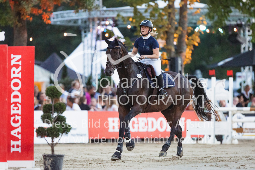 220825_Delbrueck_A1-Mannschaft-359 | Deine schönsten Turniermomente als professionelle Fotos! Entdecke hochwertige Pferdesport-Fotografie im Online-Shop. Jetzt Fotos finden & bestellen!