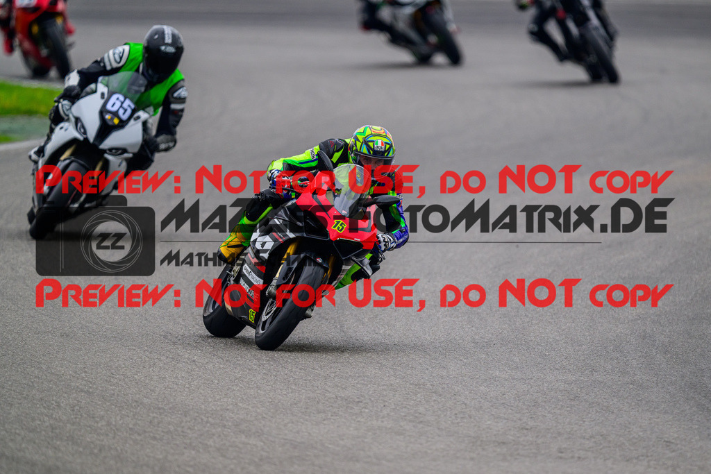 MaZZes_FotoMatrix_240521_6007705_2212 | GELB