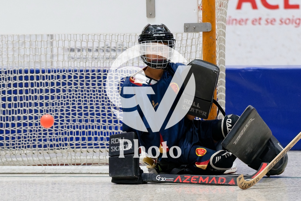 U11  - Geneve RHC v Pully RHC  |  during the U11  match between Geneve RHC and Pully RHC  at Centre sportif de la queue d'arve in Geneve, Switzerland