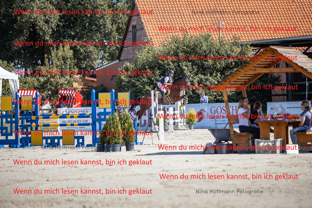 BK1A7068 | Turnierbilder Turnierfotos Nina Hüffmann Turnierfotografie Pferdefotografie Tierzeichnung Haustierzeichnung Pferdezeichnung Hundezeichnung Videograf  - Realisiert mit Pictrs.com