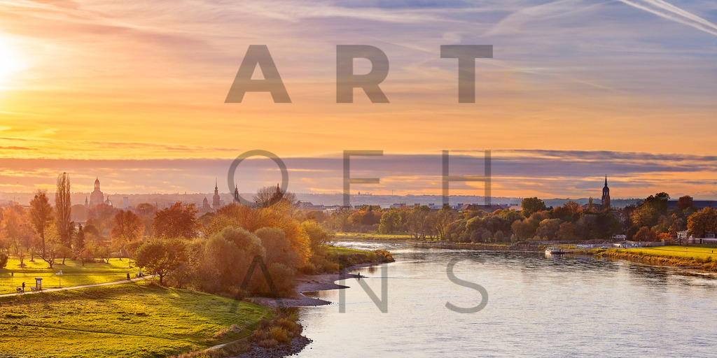 Ein Hans Fineart Original | Entdecke die Kunst von Hans Fineart - Fotografien für dein Zuhause. Verwandle deine Wände mit einzigartigen Kunstwerken und bringe die Schönheit der Welt in dein Leben. Bestelle jetzt und schaffe einen Ort der Inspiration und Eleganz.