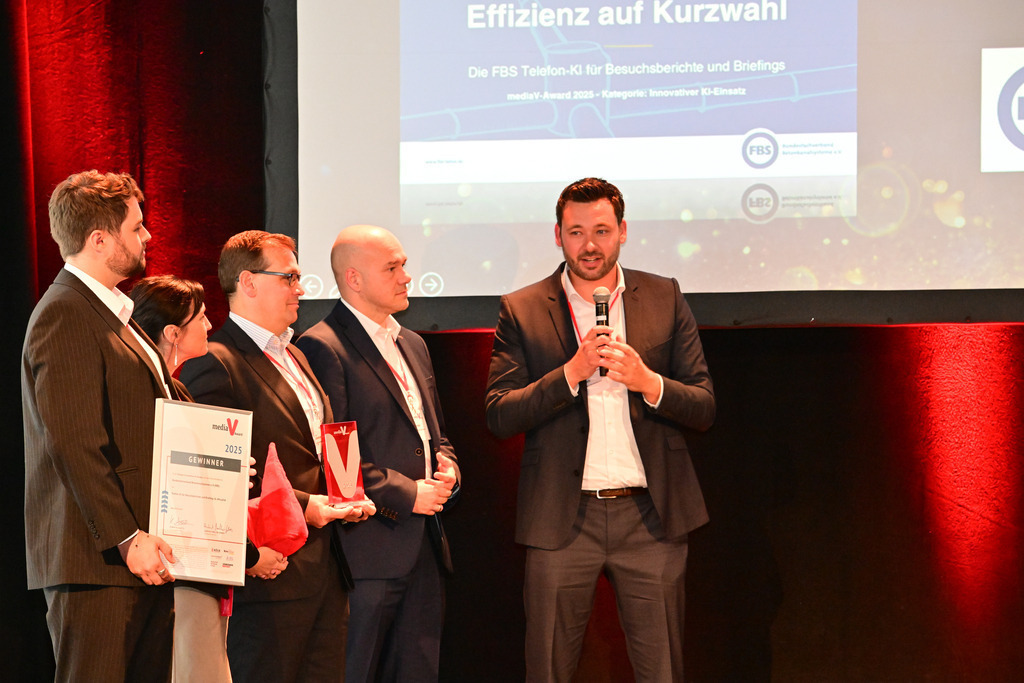 0351Media_V_Award_2025_Foto_Stefan_Wernz | Fotograf Köln - Realisiert mit Pictrs.com