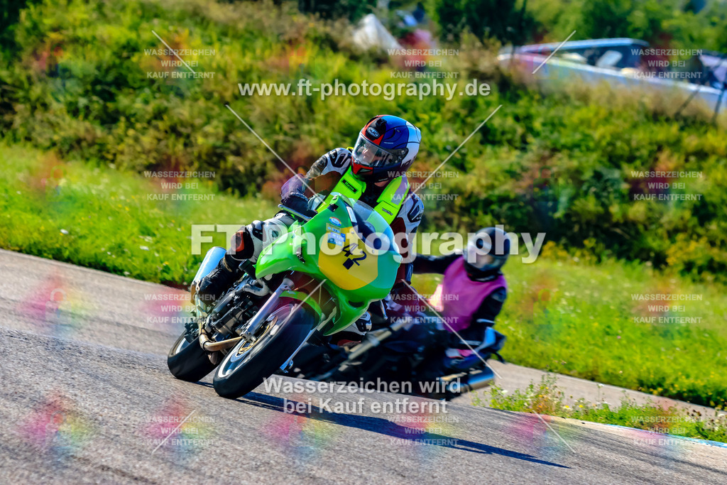 042-2425 | Hier findet Ihr Bilder von Touristenfahrten auf der Nürburgring Nordschleife oder von anderen Veranstaltungen die ich besucht habe. Viel Spass beim Durch Schauen 