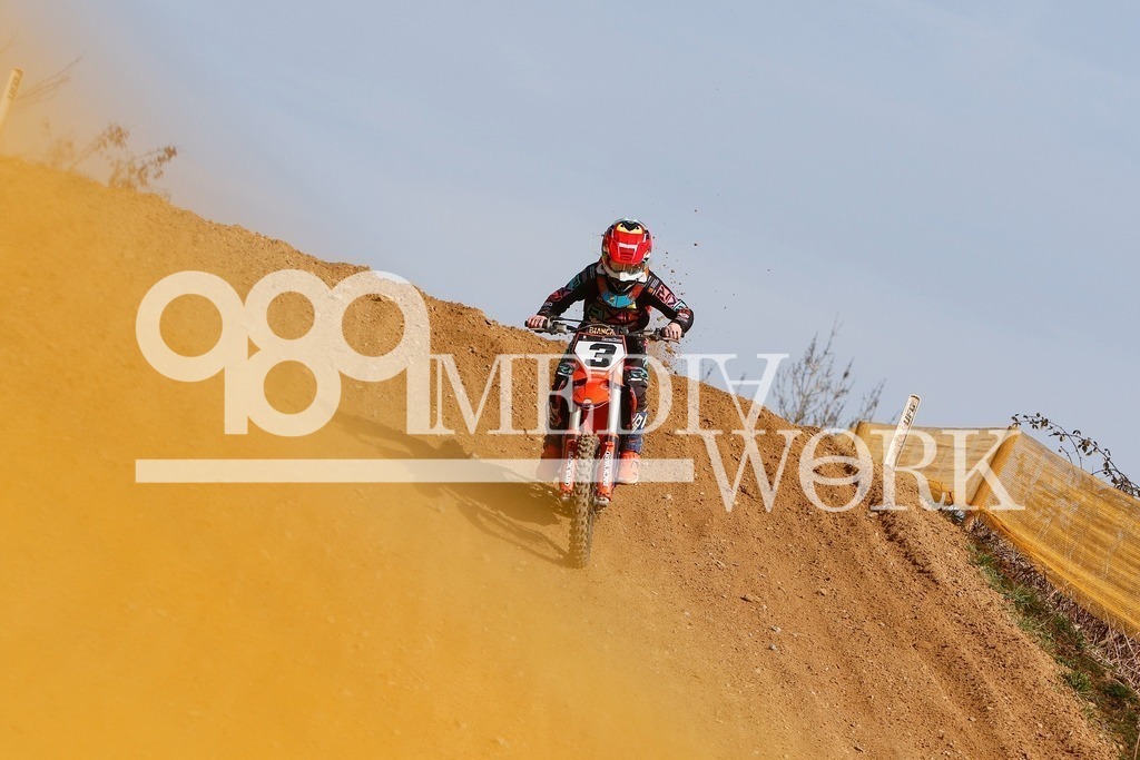 _58A7286 | 989 MEDIAWORK