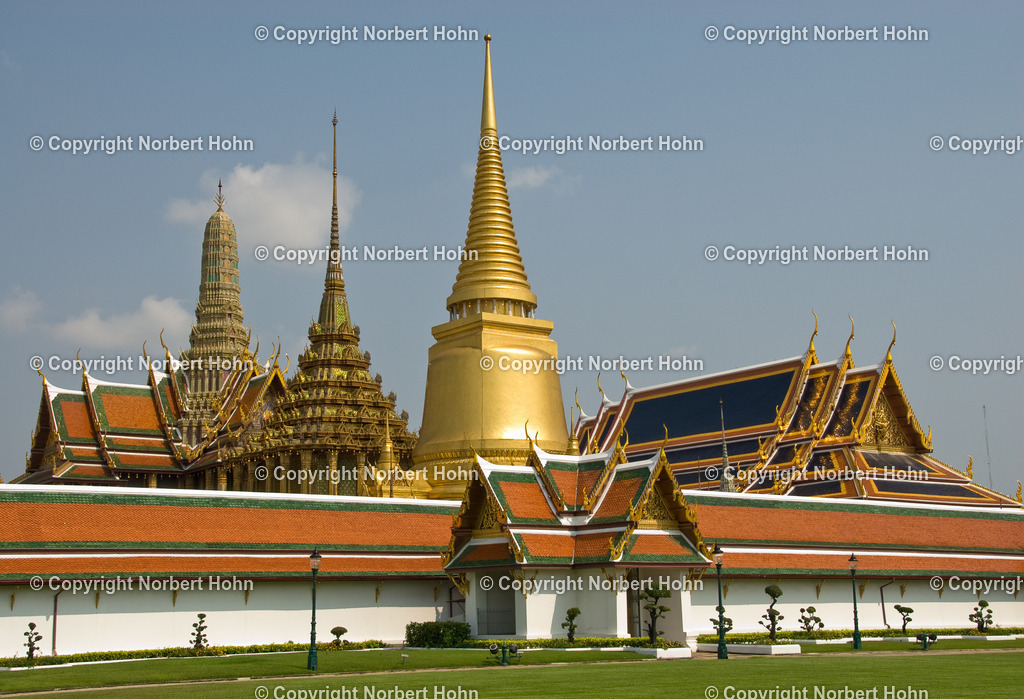 Reisefotografie - Asien - Thailand | Der königliche Tempel Wat Phra Kaeo in Bangkok. - Realisiert mit Pictrs.com