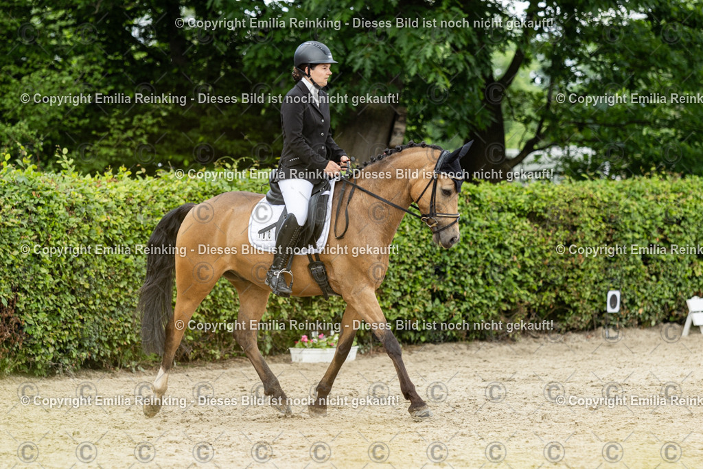 CL5A1067 | Emilia Reinking Fotografie - Realisiert mit Pictrs.com