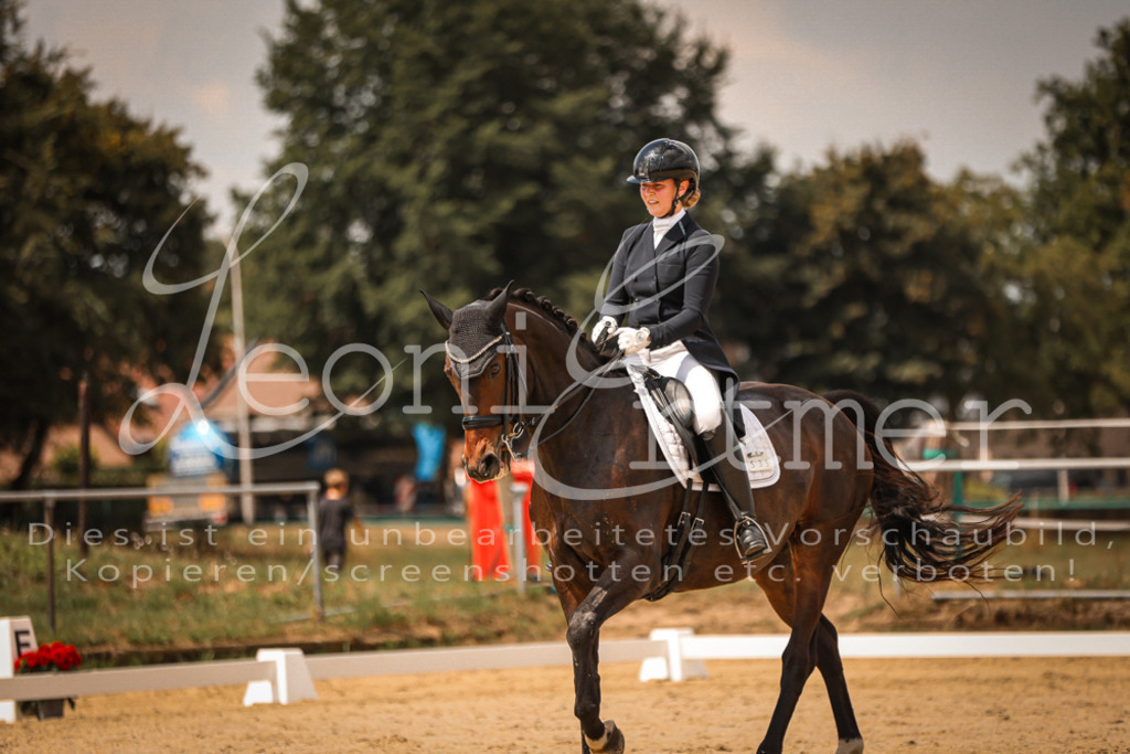 19.FrDrS00240 | Leoni Ertmer Photography - Realisiert mit Pictrs.com