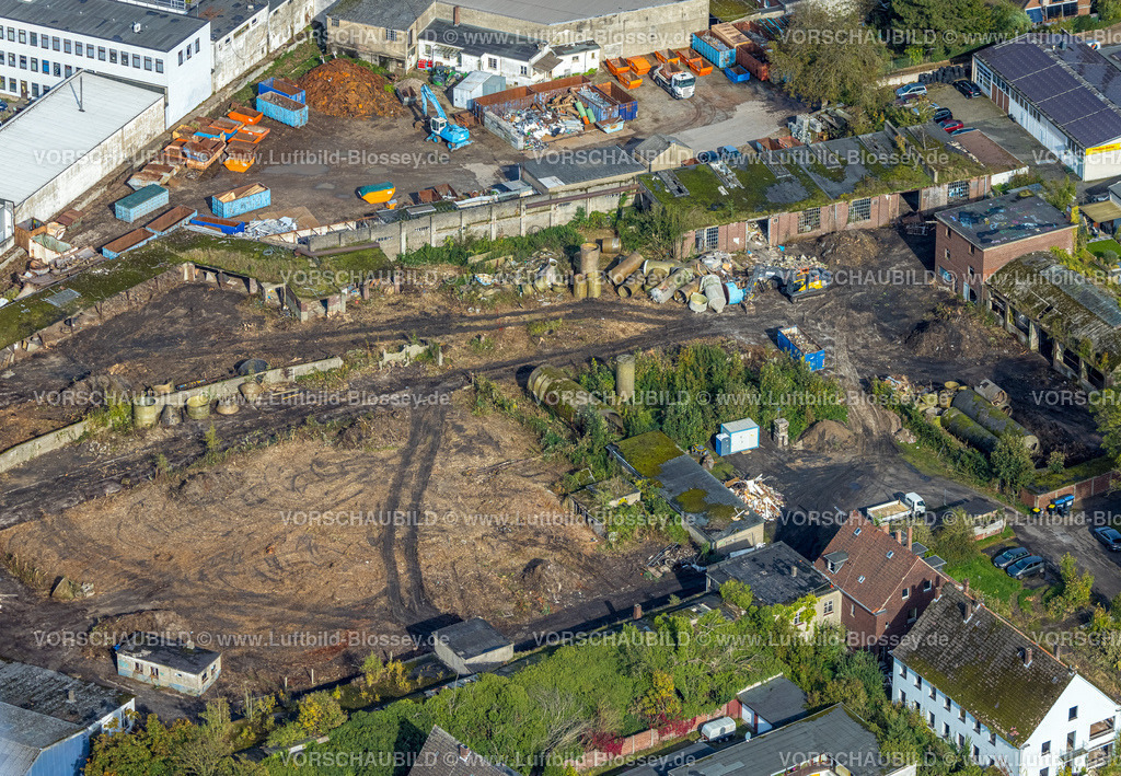 Moers241013064 | Luftbild, Brachfläche Im Moerser Feld, alte Gebäude, Moers, Moers, Ruhrgebiet, Nordrhein-Westfalen, Deutschland