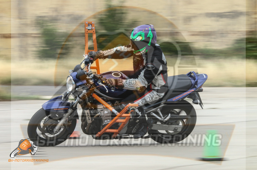 IMG_1761 | gh-motorradtraining-foto.de - Realisiert mit Pictrs.com