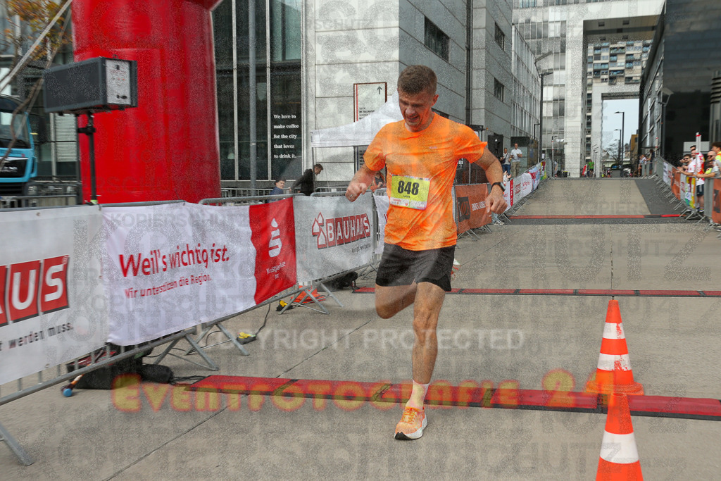 250920_1320_EX1_4067 | Sportfotografie im Rhein-Sieg Kreis, Köln, Bonn, NRW, Rheinland Pfalz, Hessen, etc. Unser Tätigkeitsfeld umfasst den Laufsport vom Volkslauf über den Marathon, Duathlon, Triathon bis zum Ultralauf wie Kölnpfad Ultra oder Schindertrail.