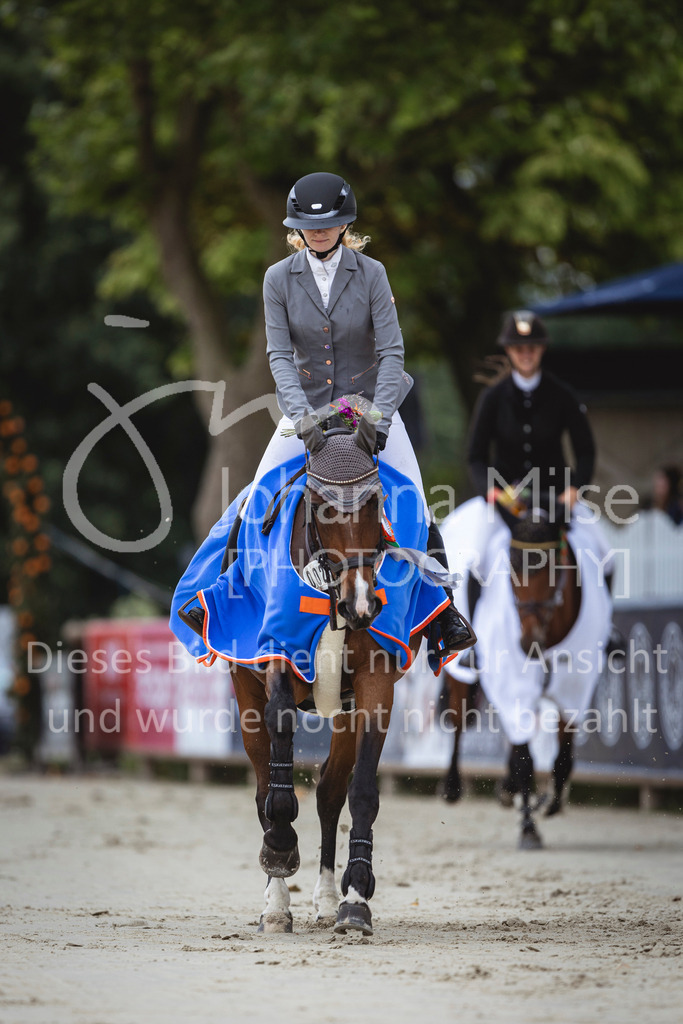 240712_BHO_L-Stil-2-425 | Deine schönsten Turniermomente als professionelle Fotos! Entdecke hochwertige Pferdesport-Fotografie im Online-Shop. Jetzt Fotos finden & bestellen!